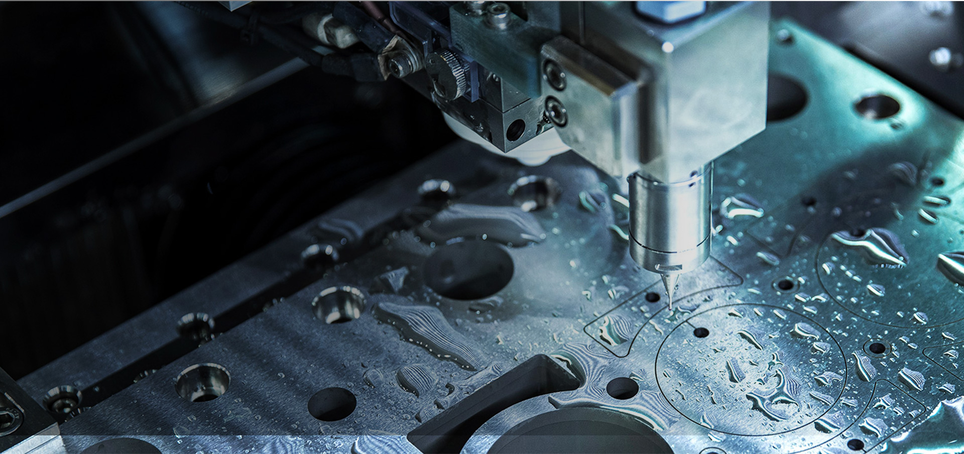 Taizhou Huangyan Jingnan Moulding Co., Ltd.