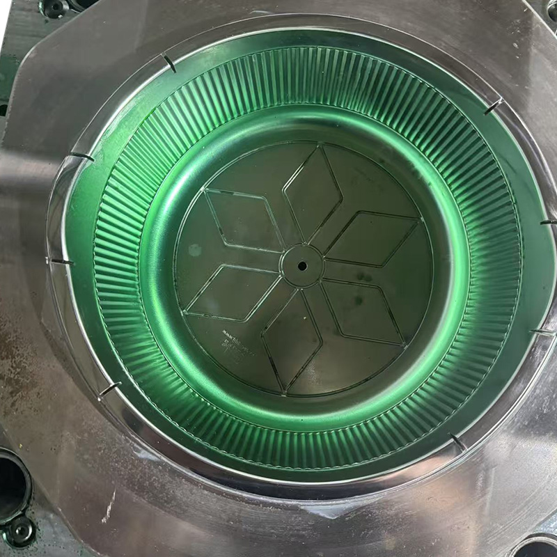 Round Hollow Fruit And Seafood Basket Turnover Injection Mold